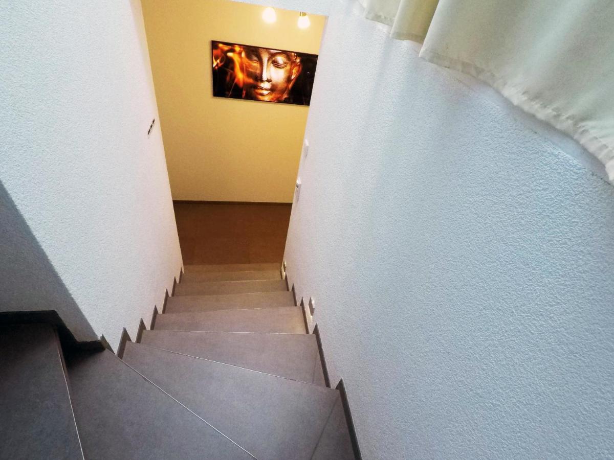 -Neubau- 30Qm Dach-Apartment Фульда Экстерьер фото